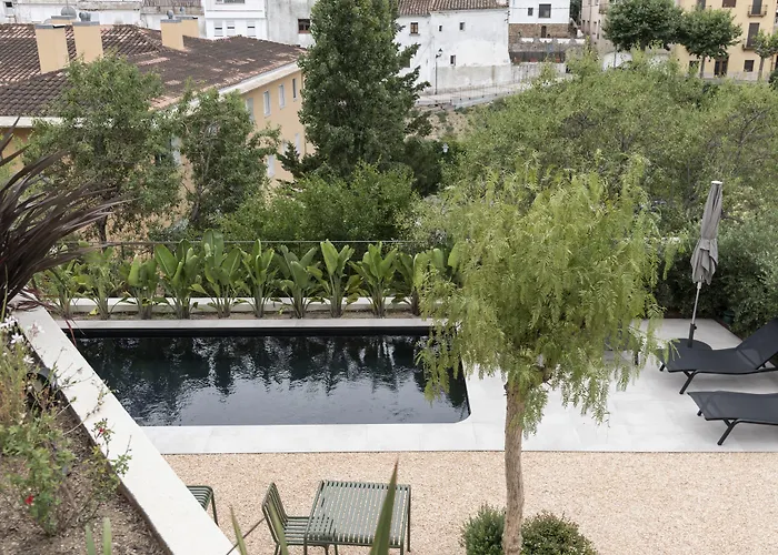 Alta House